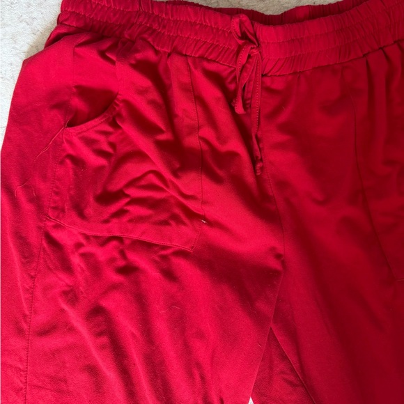 Red High-Rise Jogger Pants - Women - Picture 4 of 4